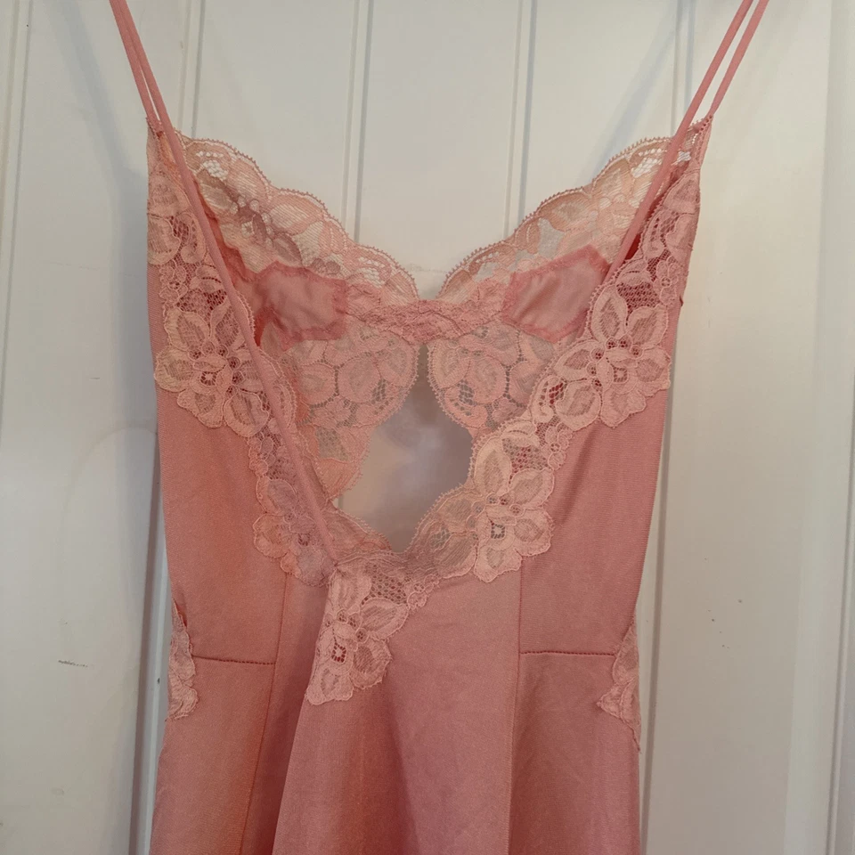 Impresionante Camisón Vintage Vanity Fair Nylon Melocotón Encaje Talla 36 EE. UU. Foto 2 de 4