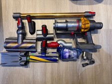 Dyson V15  Detect Absolute Cordless Vacuum Cleaner Very Good Condition