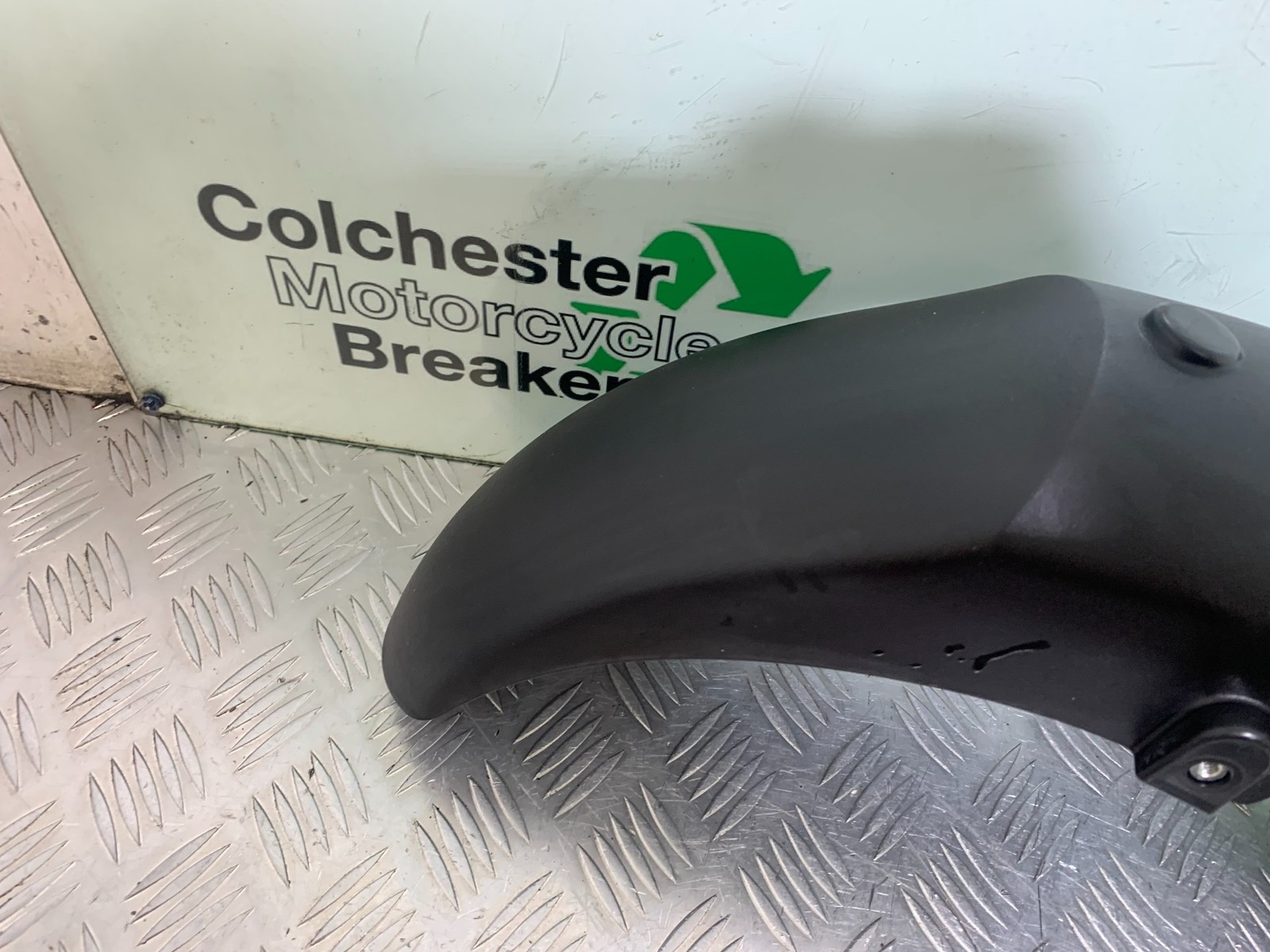 YAMAHA XMAX 300 FRONT MUDGUARD YEAR 2017-2020 (CMB1218)