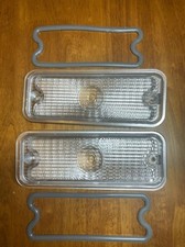 75 76 77 78 80 Chevy GMC Truck Park Lamp CLEAR Lens C10 Body Side Molding LH RH