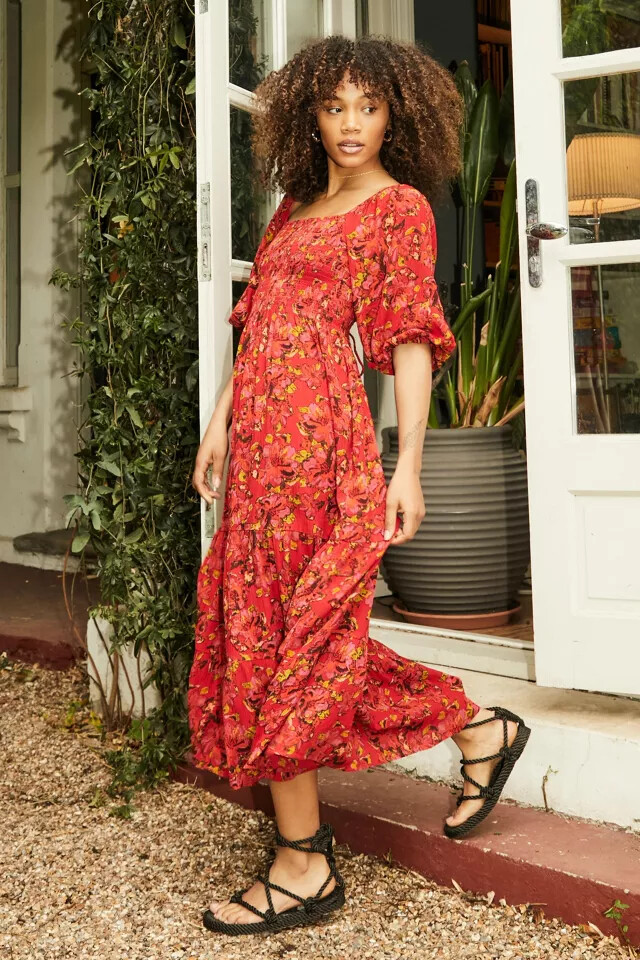 UO Lottie Red Bloom Maxi Dress Floral Printed Smocked Tie Back Urban Small  S NWT | eBay