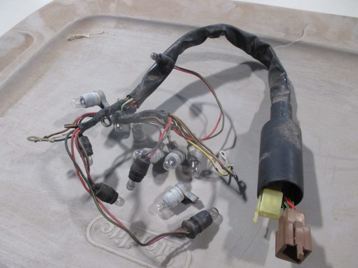 Meter Socket Wire Harness Fits: Kawasaki 84-86 ZX900 86-87 ZX1000