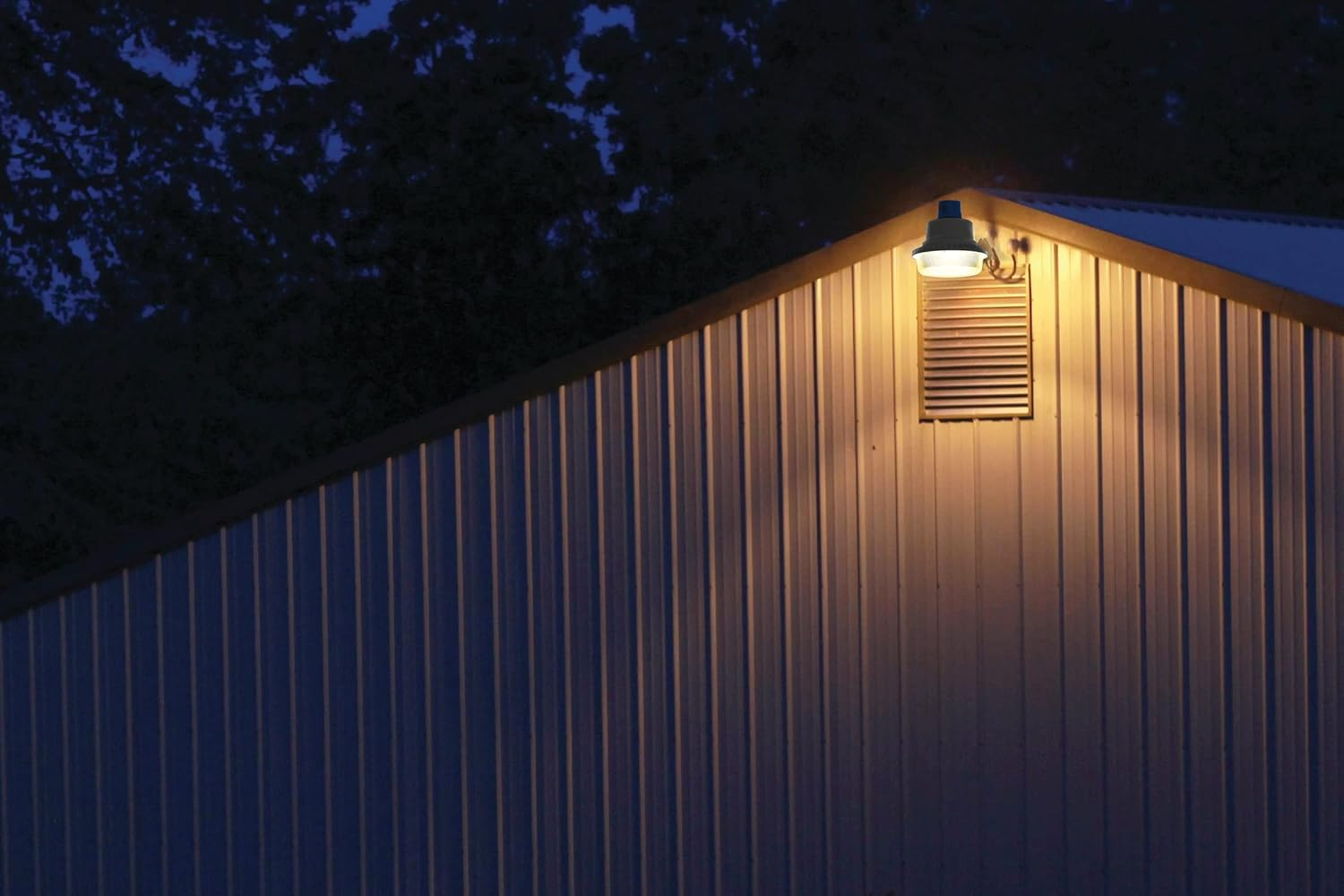 Barnguard LED Barn Light, Adj Brightness and Color Temp 313057419412| eBay