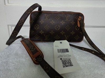 Louis Vuitton Monogram Pochette Marley Bandouliere w/COA & Dust Bag