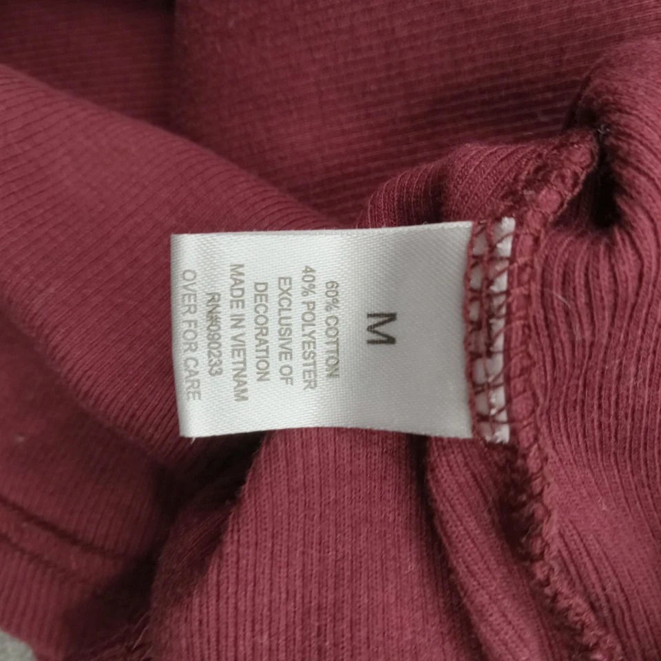 Camisa PacSun Para Hombres Mediana Henley Borgoña Manga Corta Tejida Cuello Redondo Top Foto 3 de 4