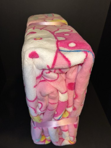 Nuova coperta peluche Hello Kitty TWIN 60”x90” primavera Pasqua rosa cuori fiori NUOVA - Foto 5 di 8