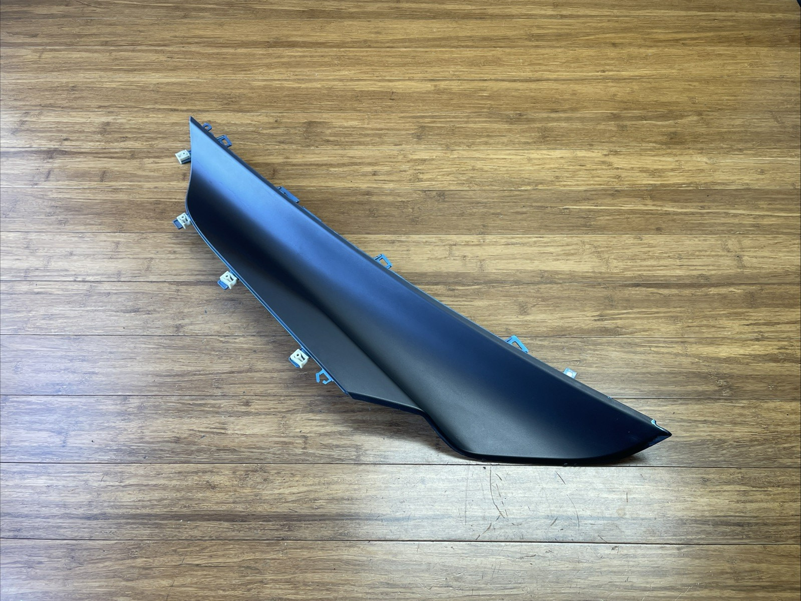 2014-2020 BMW i8 I12 Rear Left Upper Quarter Panel Trim Cover OEM *NOTE*