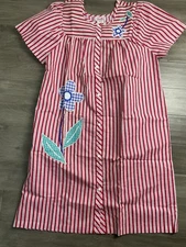 Vintage Smart Time Red Embroidered Flowers Snap Nightgown House Dress Women's M