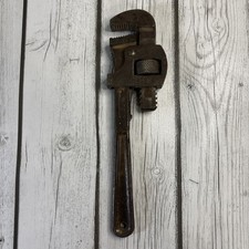Vintage Worth #10 Pipe Wrench Antique 9in Wrench Tool Made In USA.