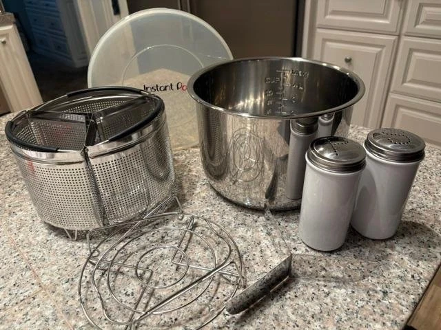 INSTANT POT 6 qt. Accessories inner pot,silicone lid racks +triple steamer S&P