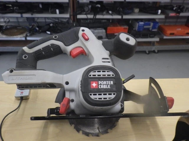 PORTER CABLE SAW PCC661 (TOOL ONLY)*** (1157-1) - Image 2 of 4