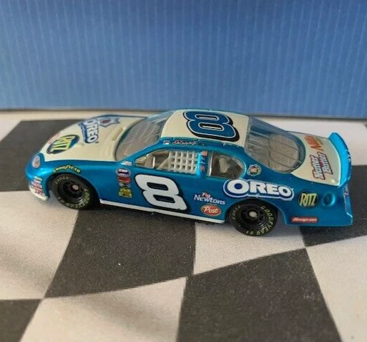Chevrolet Monte Carlo 1/64 Winners Circle 2004 #8 Dale Earnhardt Jr OREO RITZ Foto 2 de 2