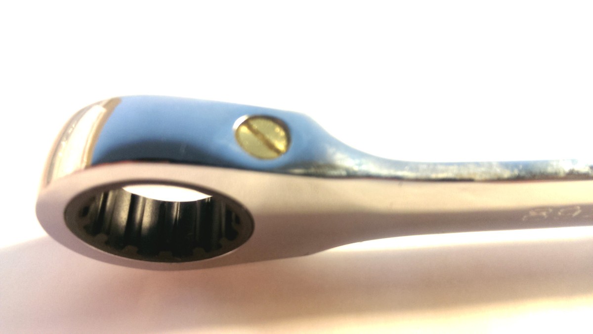 PROFI  スキースパナー 25 HEAD ヘッド Supershape e-Magnum SW SF-PR + PROTECTOR PR