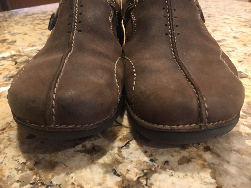 Clarks Unstructured Un Loop Women Brown Suede Leather Slip  display picture 3