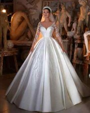 Luxury Sequined Wedding Dresses Sweetheart Long Sleeve Beaded A-Line Bridal Gown