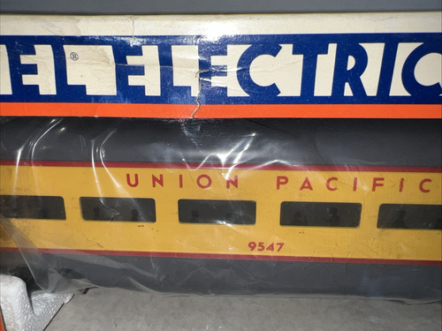 LIONEL O-GAUGE 6-9547 UNION PACIFIC SMOOTH SIDE ILLUMINATED OBSERVATION CAR - OB - Picture 17 of 18