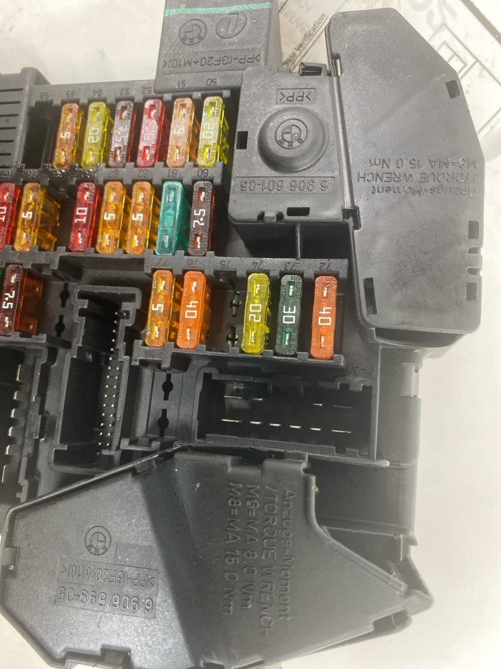04 05 BMW 645CI Engine Fuse Box Foto 3 de 3