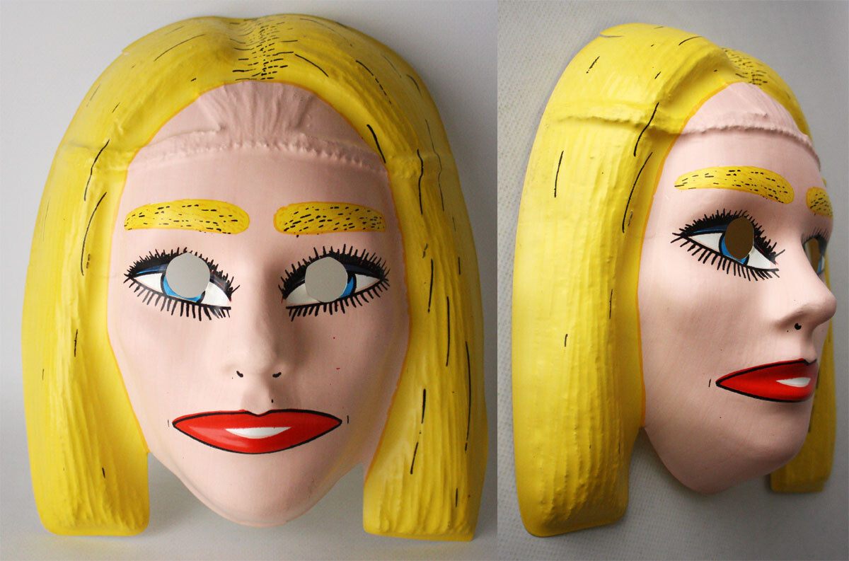 RARE VINTAGE 80'S BLONDE SUPER HERO AMAZON WOMAN PLASTIC MASK NEW