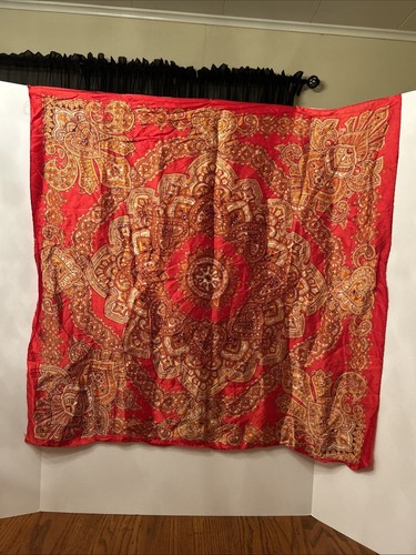 Women’s Scarf, Red With Gold Hearts Center Circle And Border 30” X 30” - Picture 1 of 6