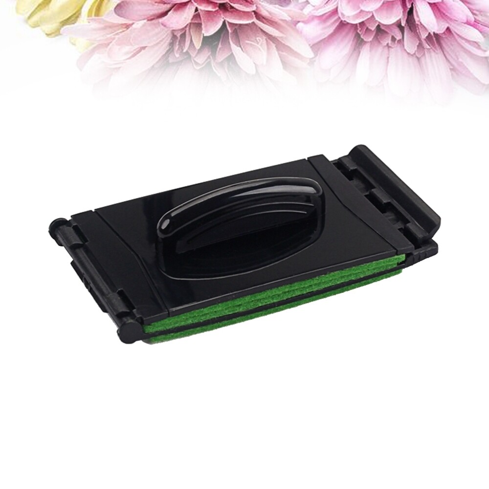 Guitar String Cleaner Brush for Fretboard Maintenance and Dust Removal