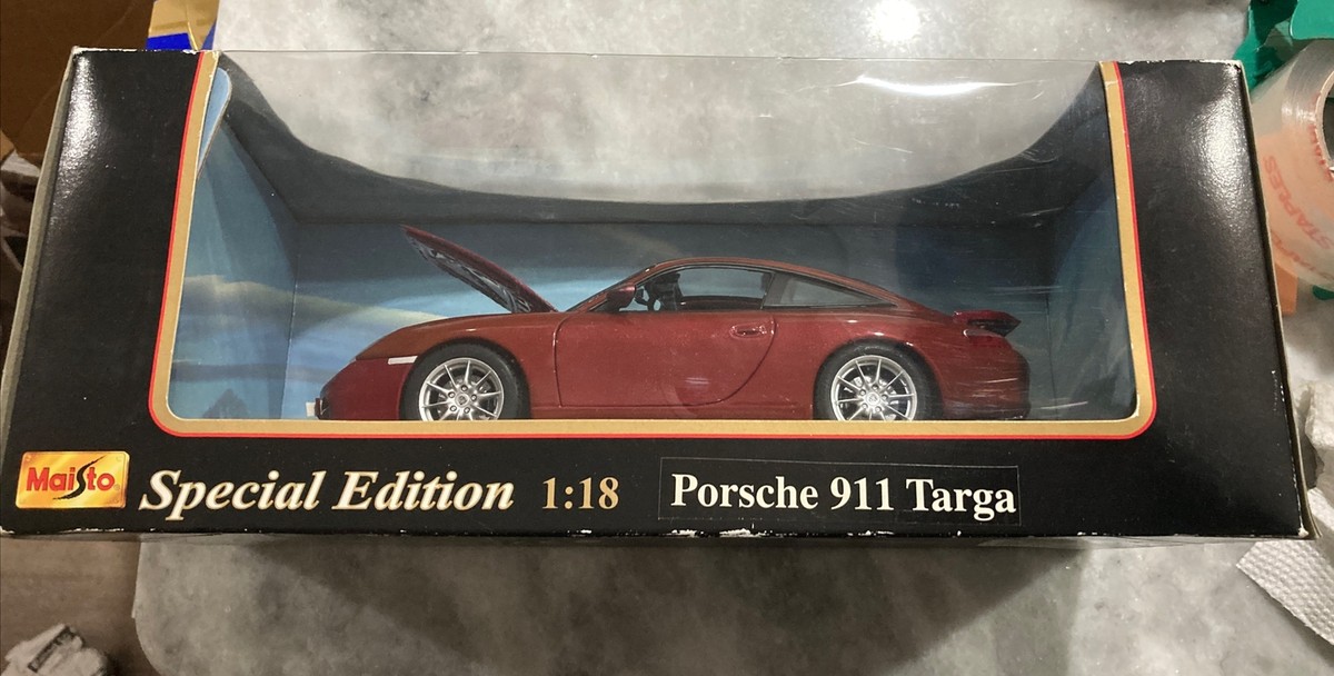 NEW Maisto Porsche 911 Targa 1: 18 Special Edition Red 2001