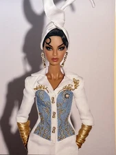 FASHION ROYALTY CURATED Special EVENT NRFB CLASSICALLY SURREAL ISHA DOLL ACTUAL