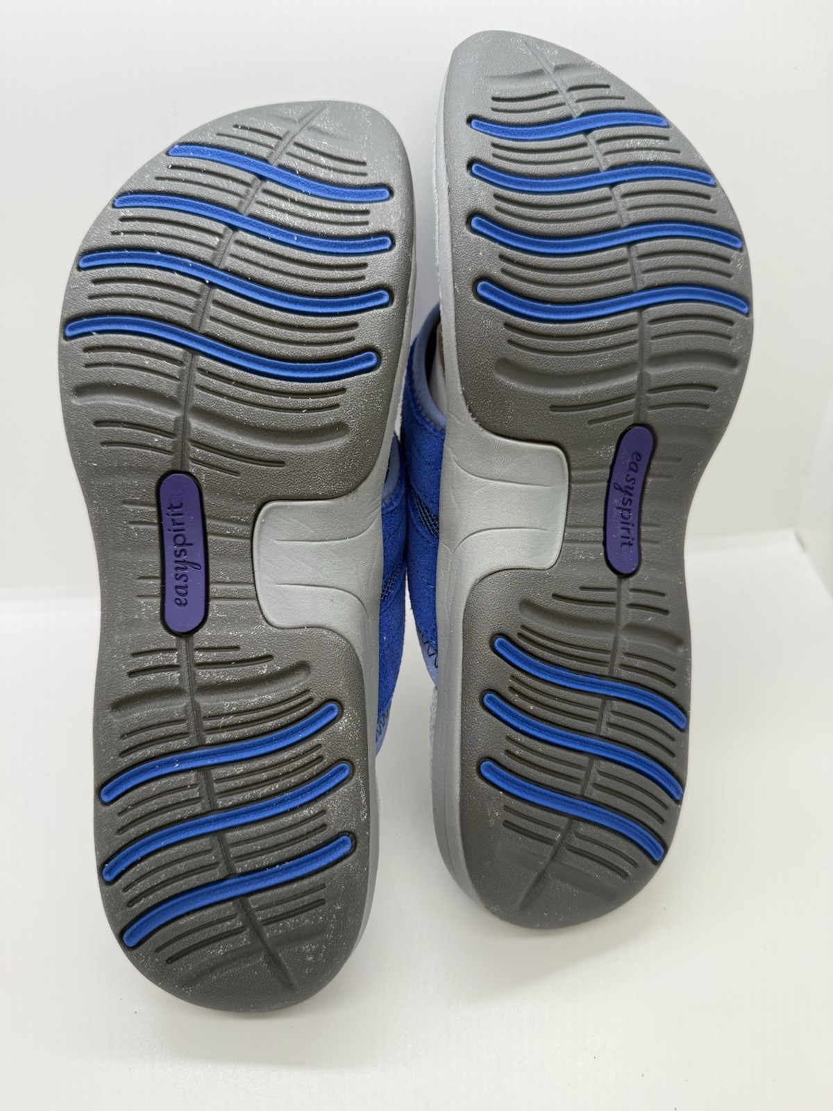 NEW Explore 24 Easy Spirit Flip Flop Sandals Womens Size 8 BLUE Leather Comfrt
