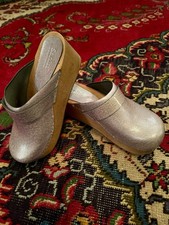 Sanita 39 womens Art 2.0 Wooden Platform Clogs in Lilac Opalescent Leather NIB