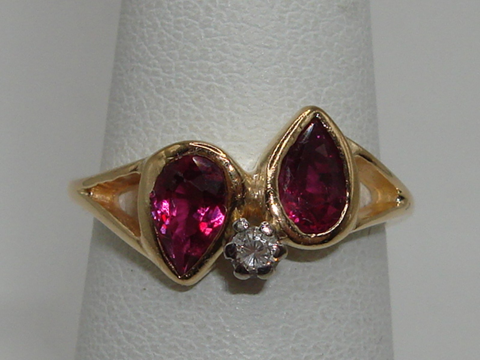 UNIQUE 14K SOLID GOLD APPROX. 2/3 CARAT RUBY & DI… - image 9