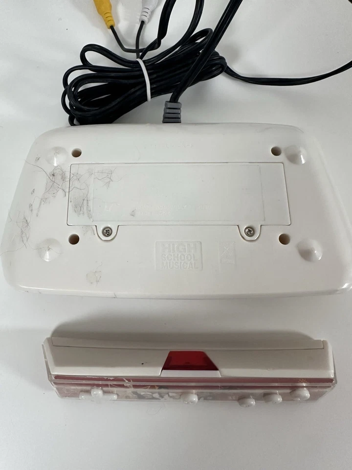 Jakks Pacific 高中音乐 G2 电子游戏 - 即插即用电视游戏 — 第 3/3 张图片