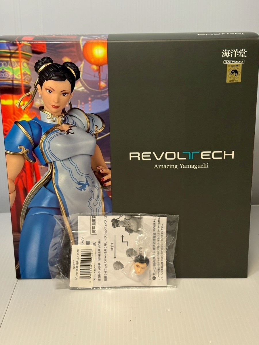 Revoltech Amazing Yamaguchi Chun-Li Action Figure w/Bonus Parts