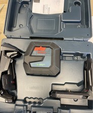 BOSCH GLL100-40G 100ft Green Cross-Line Laser...