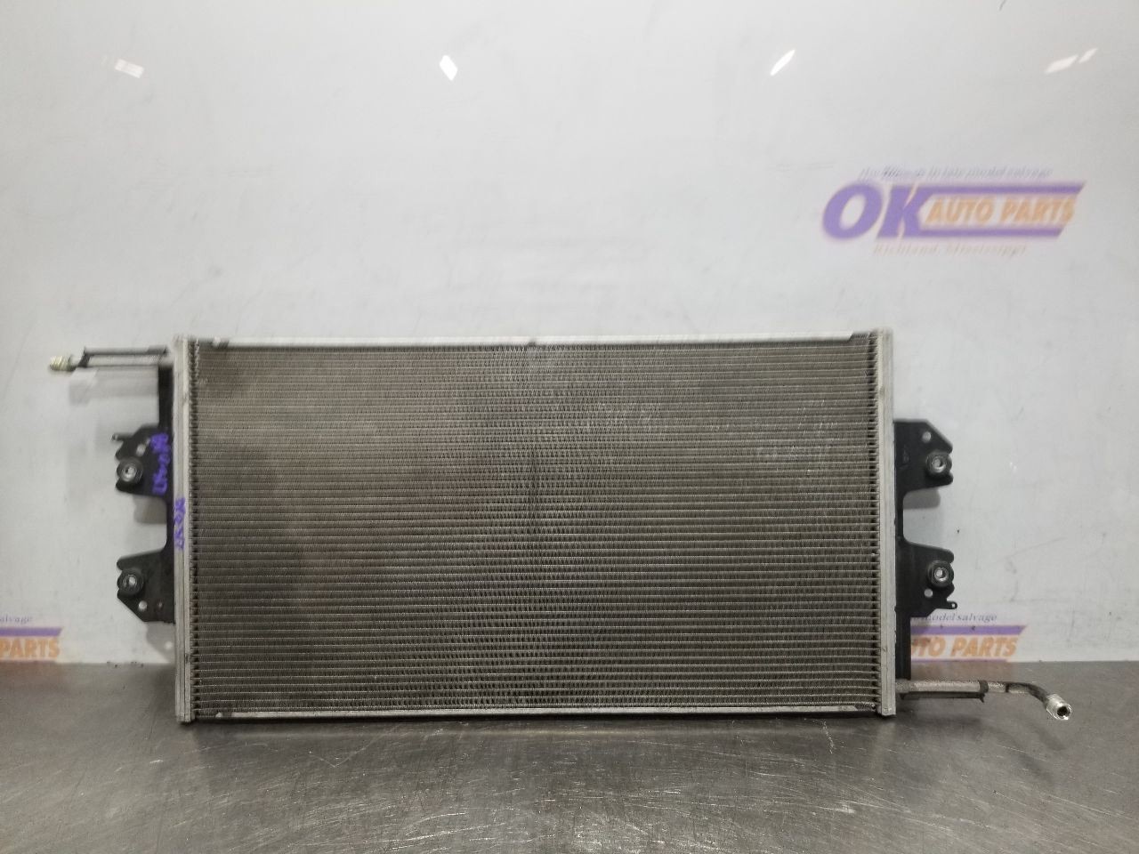 02 2002 GMC SAVANA VAN 1500 5.7L AC CONDENSER 