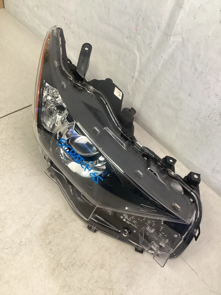 2016-2017-2018 TOYOTA COROLLA IM SCION HEADLIGHT LED RIGHT PASSENGER USED OEM  - Image 3 of 4