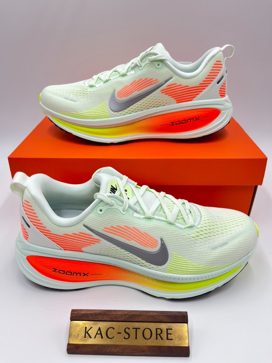 【NIKE】★ナイキ★Vomero 18★HM6803-300★ Nike Zoom Vomero 18 Barely Green Hyper Crimson HM6803-300