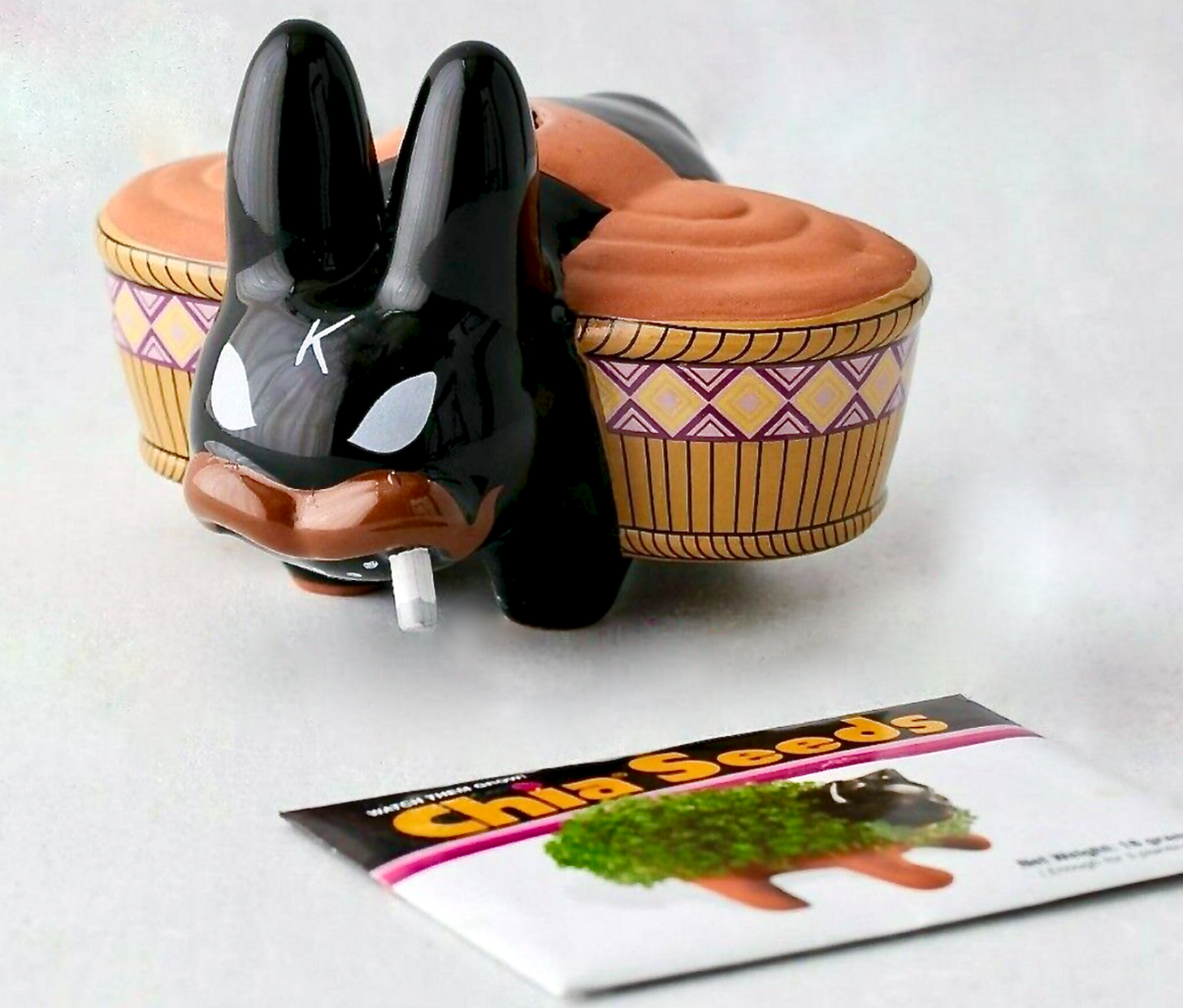 KIDROBOT - CHIA PET SMORKIN LABBIT - BY FRANK KOZIK - EXCLUSIVE