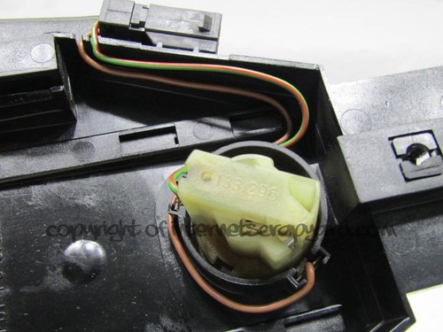 BMW 7 series E38 91-04 rear high level brake light 8352788 - Picture 5 of 5
