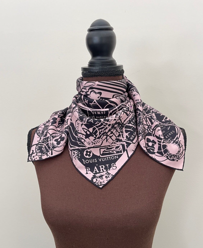 Louis Vuitton Paris Stamps Luggage Trunks Travel Black Pink Silk Scarf - Afbeelding 13 van 16