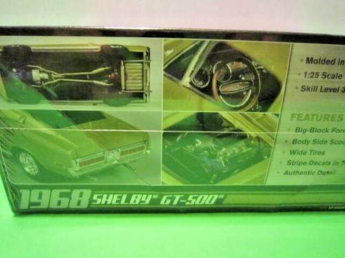 NEW AMT 1:25 SCALE FORD " 1968 SHELBY GT 500 " MUSTANG, PLASTIC KIT AMT-634 - Picture 2 of 5