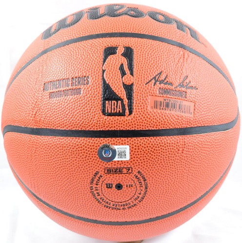 Baloncesto de la NBA Wilson autografiado por Hakeem Olajuwon - Beckett con holograma *plateado - Imagen 3 de 12