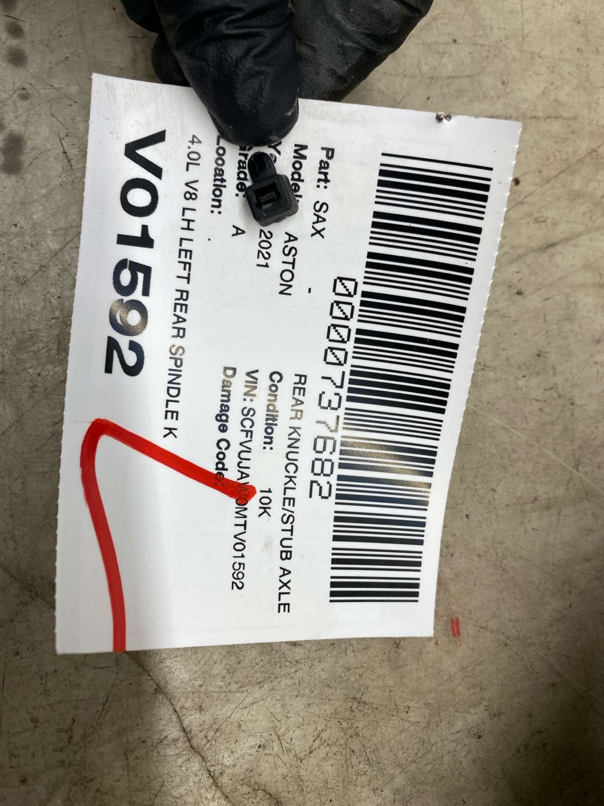 2020-2024 ASTON MARTIN DBX OEM 4.0L V8 LH LEFT REAR SPINDLE KNUCKLE WHEEL HUB