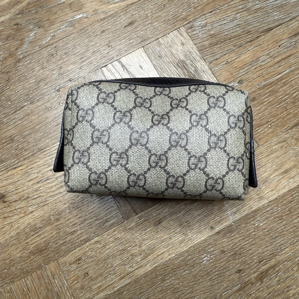GUCCI GG Logo Cosmetic Pouch Bag - Image 3 of 4