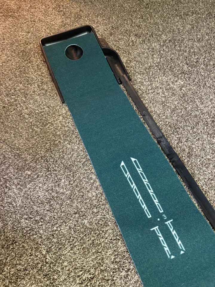 Коврик для паттинга SKLZ Accelerator Pro с возвратом мяча с тренировочным ковриком для гольфа - Изображение 2 из 4