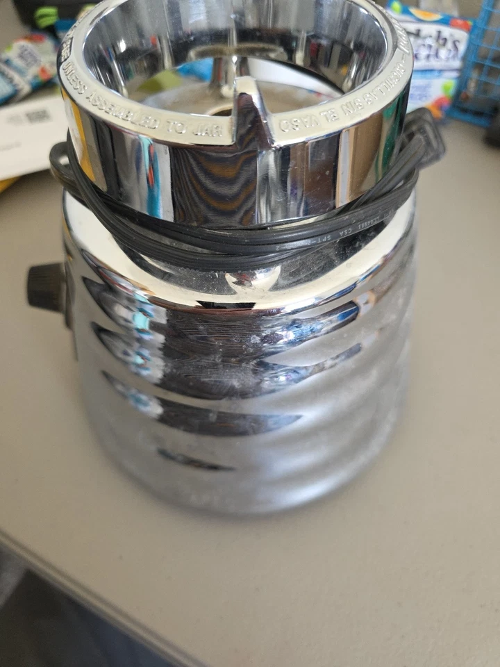 Licuadora Osterizer Deluxe modelo #500028 (solo base) ***Funciona***  Foto 2 de 4