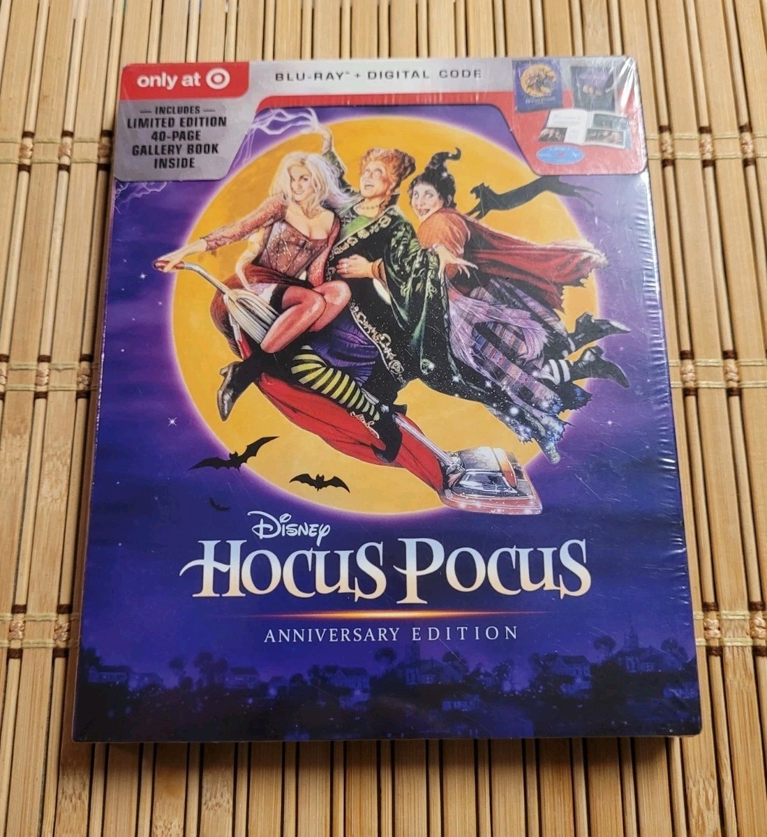 New, Sealed) Hocus Pocus 25th Anniversary Edition Blu-Ray [Target