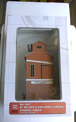 Model Power HO Scale M Walker & Son Sand & Gravel Grading Tower LED Lighting 647
