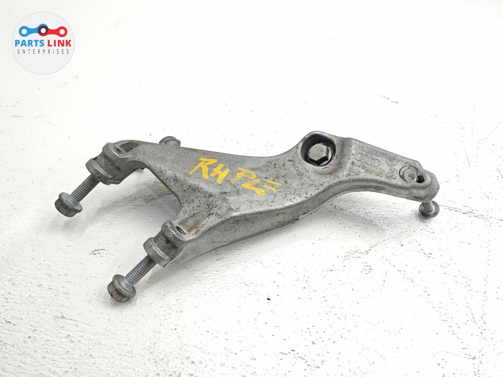 Bentley Bentayga Speed 2017-2020 Front Right Support bracket