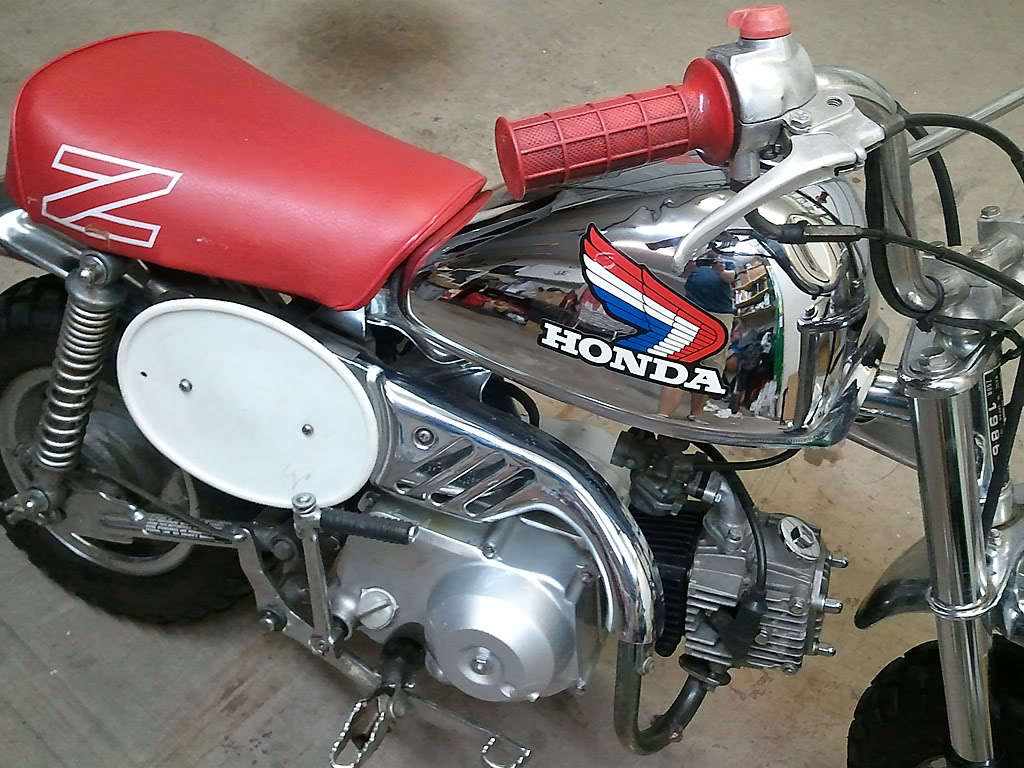 HONDA Z50RD 1986 DECALS KIT COMPLETE Christmas Special REPRO Z50R