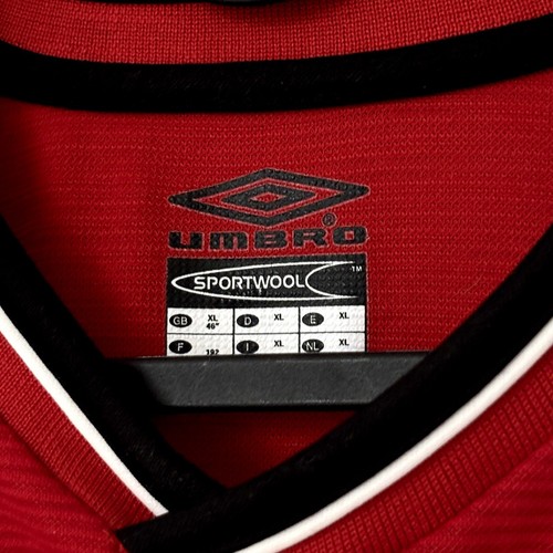 XL 2000 2002 Manchester United England UK Umbro Home Retro Vintage Soccer Jersey - Picture 4 of 6