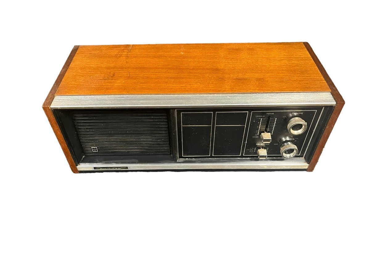 VTG PANASONIC RE 7371 AM FM DESK TABLE RADIO MATSUSHITA JAPAN WOOD